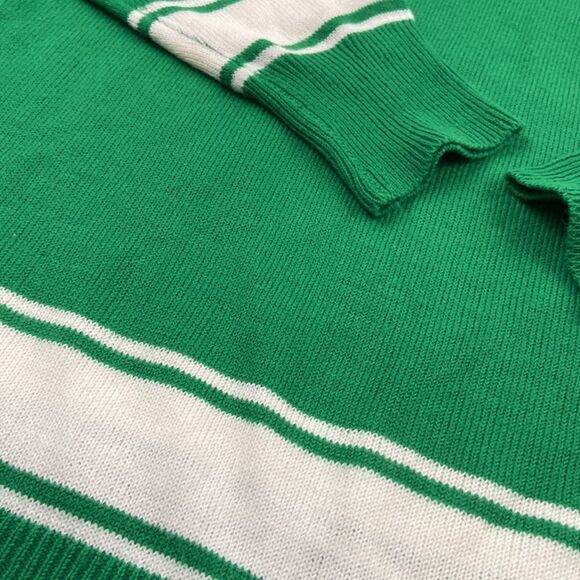 Vintage 100% Virgin Acrylic Green Turtleneck Sweater with White Stripes - Picture 3 of 7